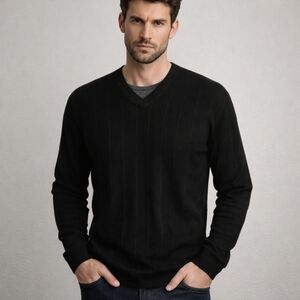 Murano Size L Black V-Neck 100% Merino Wool Sweater